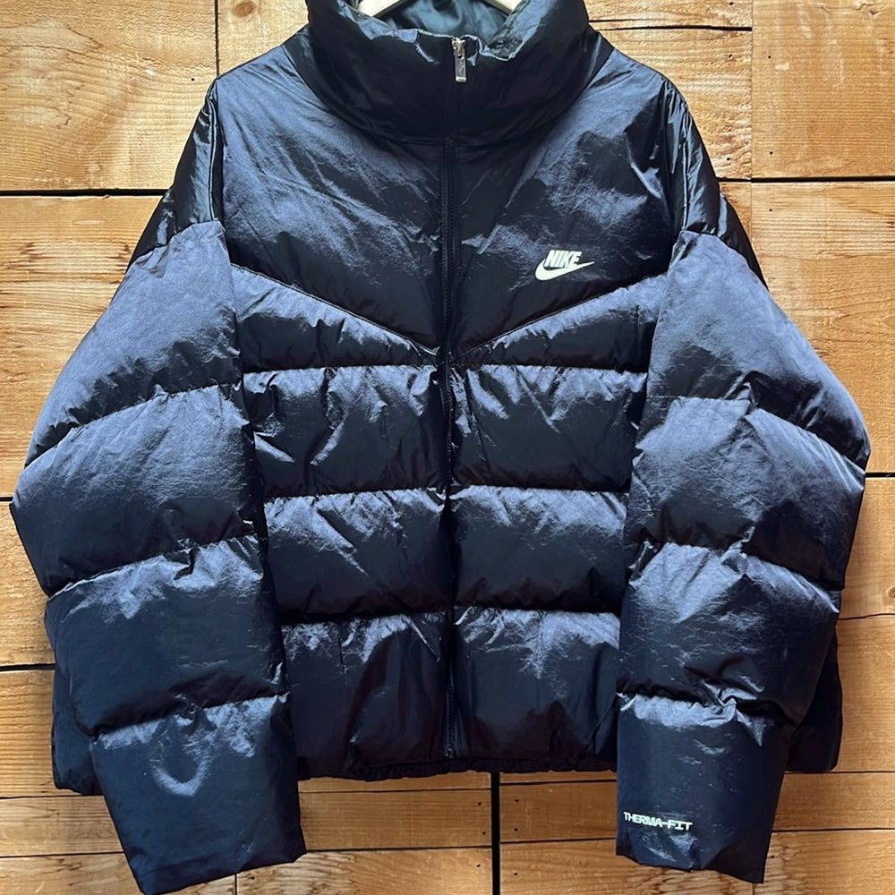 Nike Therma-fit puffer jacket - Picture 2 of 7